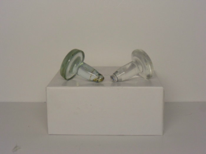 stopper glass 3